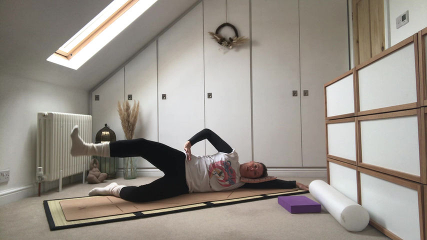 Healthy Hips 25 mins
